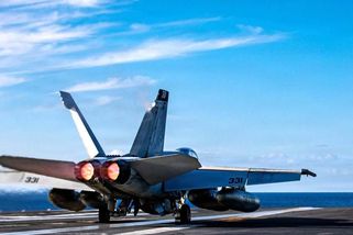 Zničit najednou celé velení, to je rarita. Expert řekl, dokdy může Írán vzdorovat